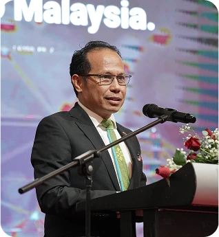 H.E. Lisualdo Gaspar